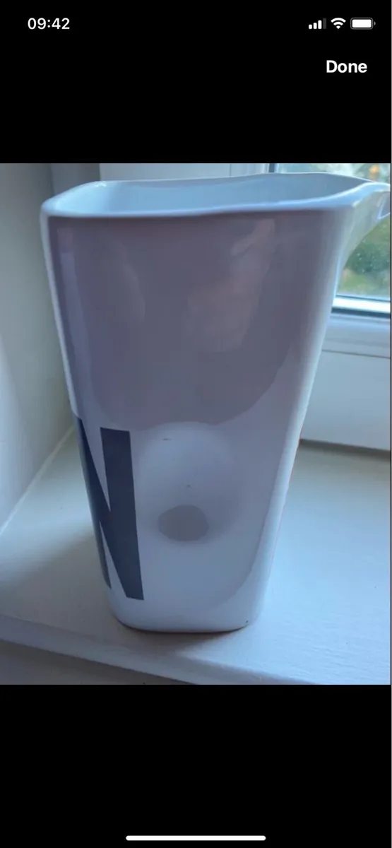 Rare Beefeater Gin Ceramic Water Jug - Image 4