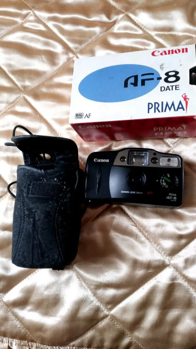 1990's Canon Af-8 date 35mm Camera - Image 1