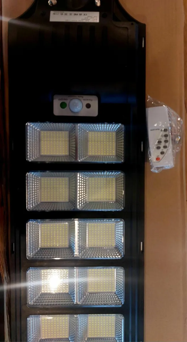 500 W LED Solar Street Light ..Free Delivery - Image 3