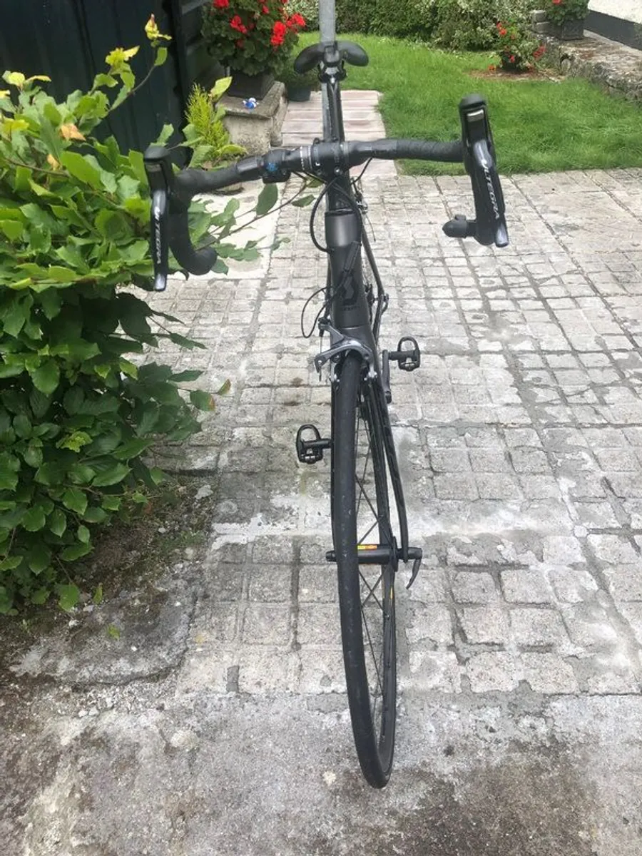 Road bike. Scott foil 15 Ultegra  DI2 - Image 2