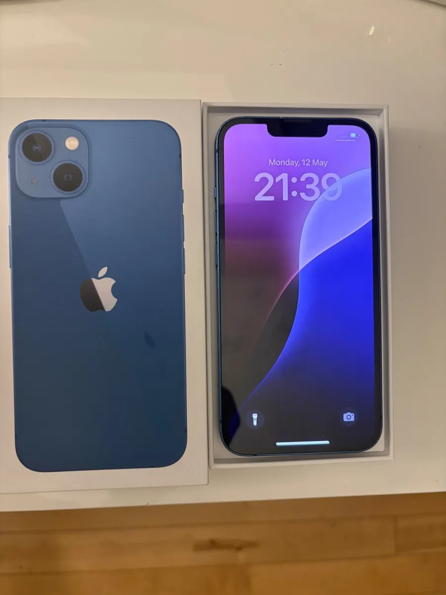 Phone - Image 1