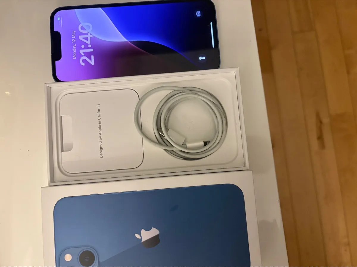 Phone - Image 3