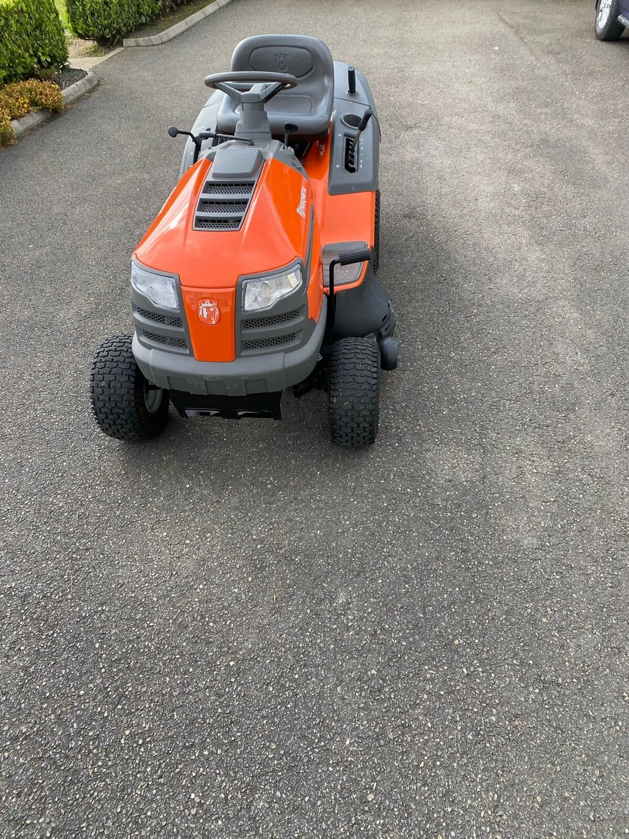 Husqvarna ride on - Image 3