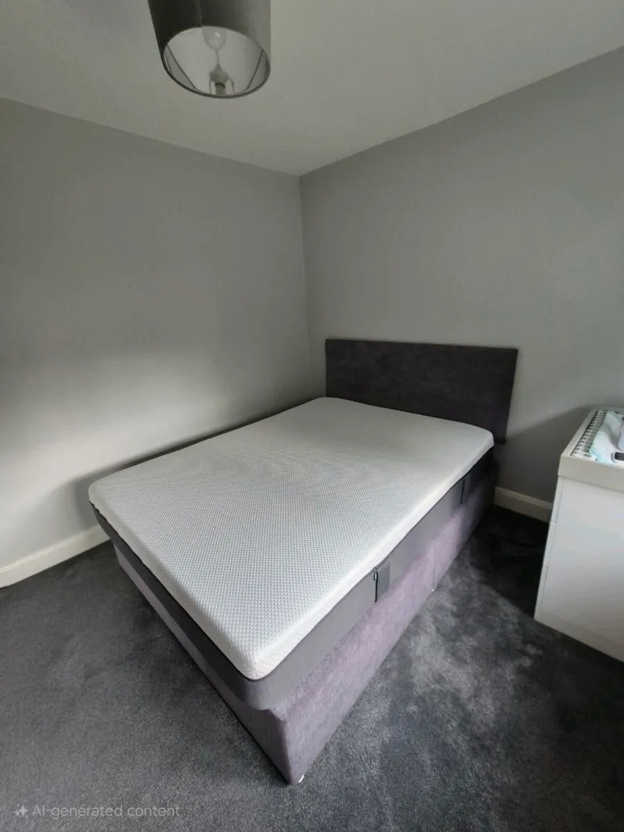 King Size Bed & Mattress - Image 4