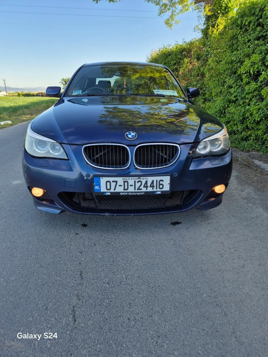BMW 5-Series 2007 - Image 2