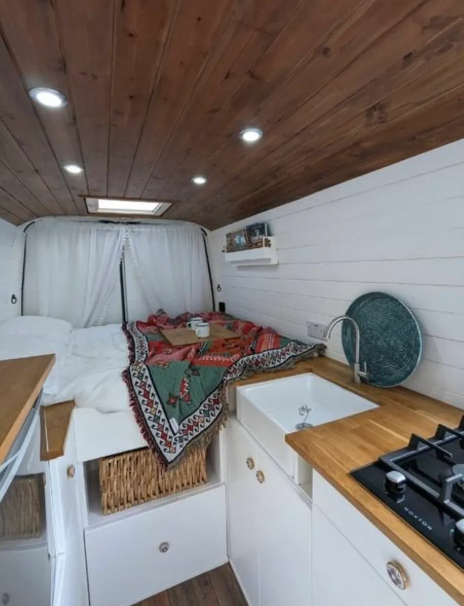 Renault Master Camper - Image 4