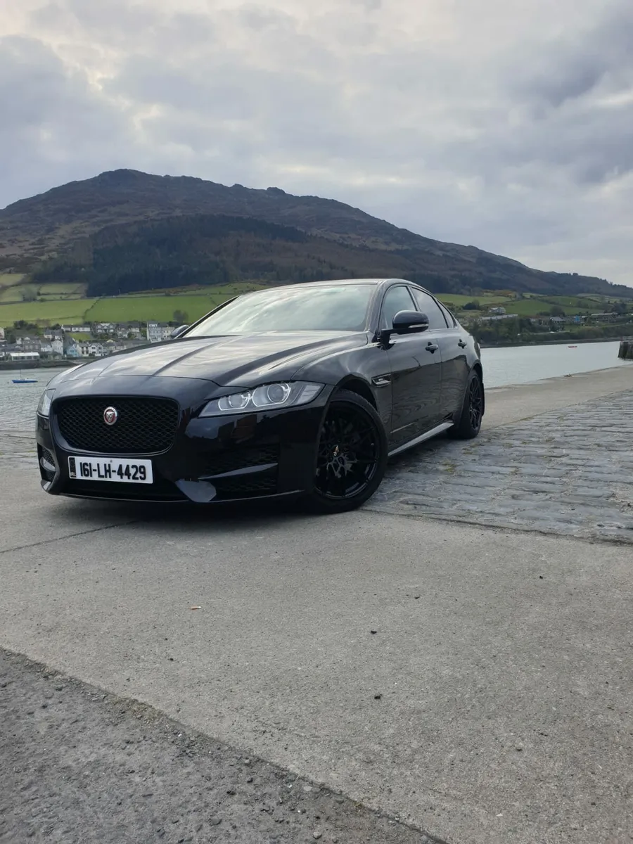 Jaguar XF R-Sport - Image 1