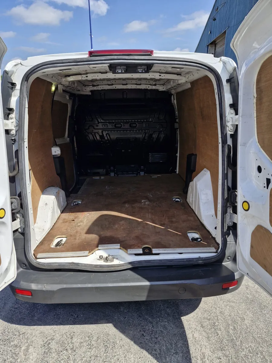 Ford Transit 2017 - Image 2
