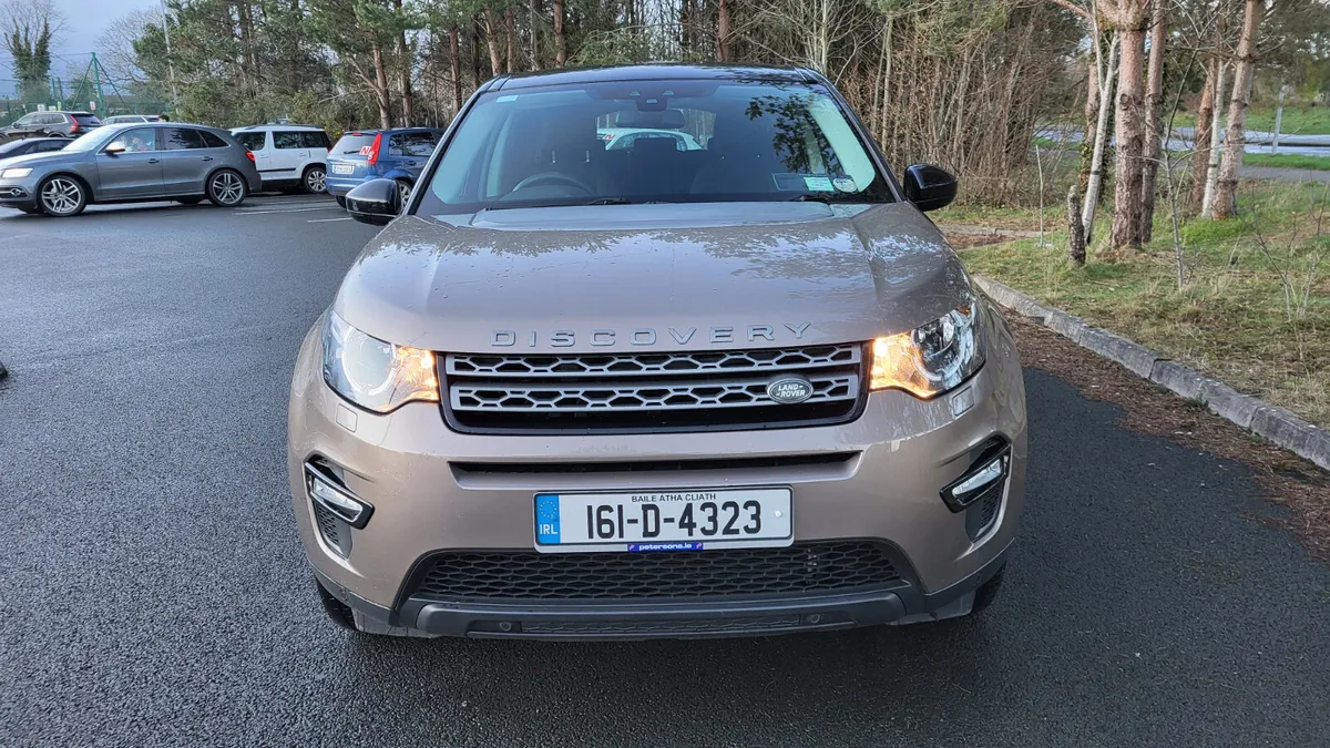 2016 Landrover discovery 2.0D 7 Seater - Image 2