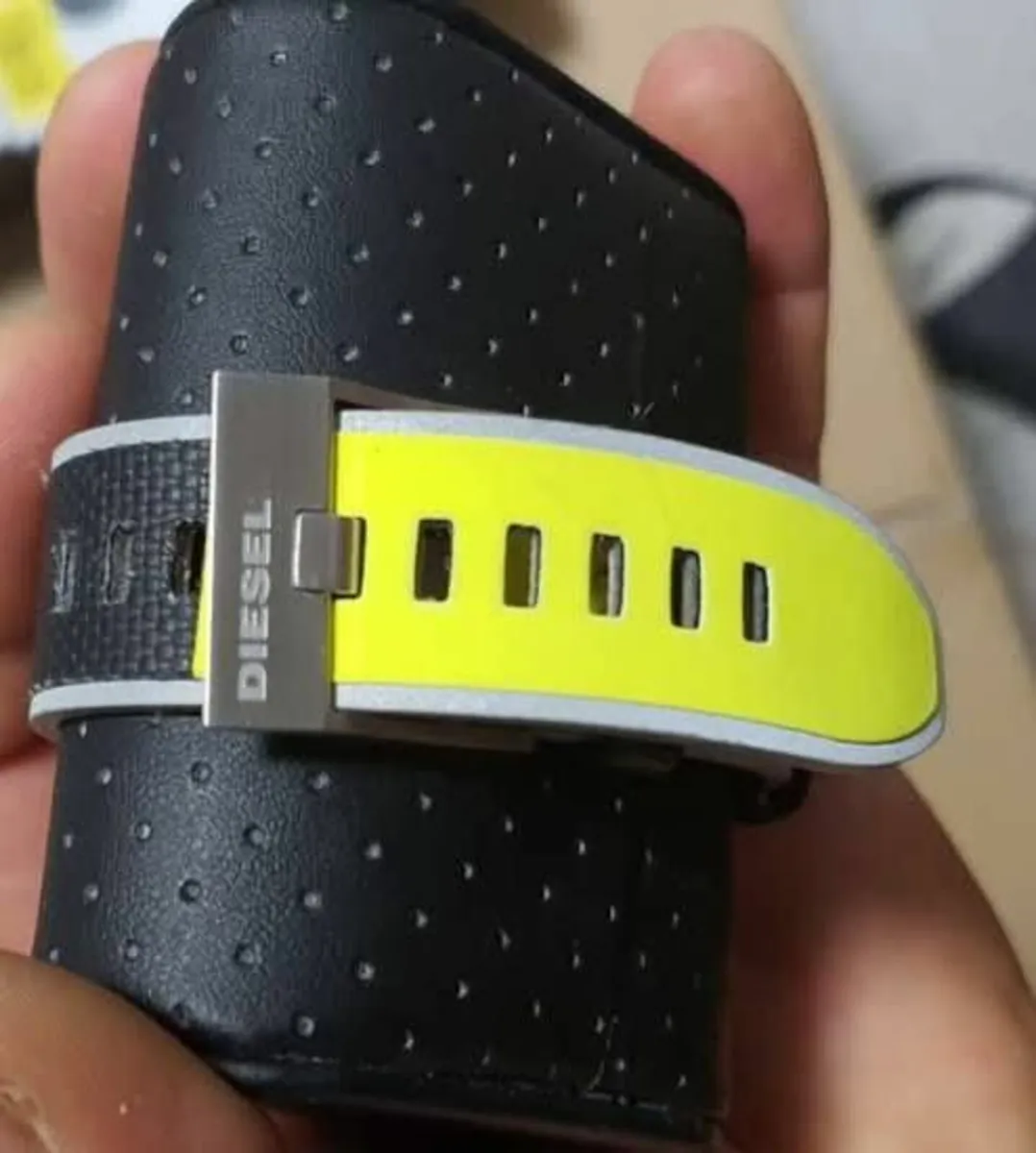 Smartwatch Garmin Hybrid - Image 4