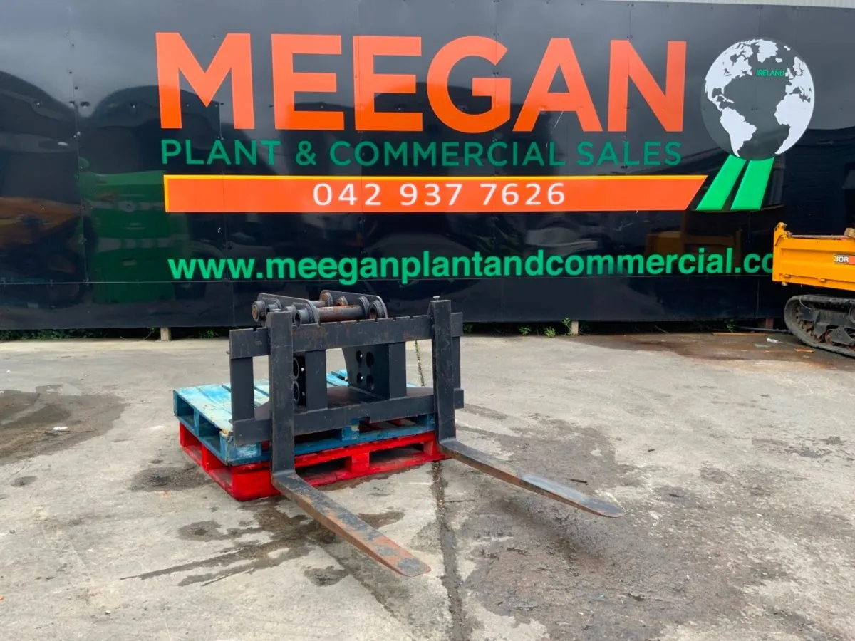 UNUSED PALLET FORKS......65 / 80mm PINS......618j. - Image 1
