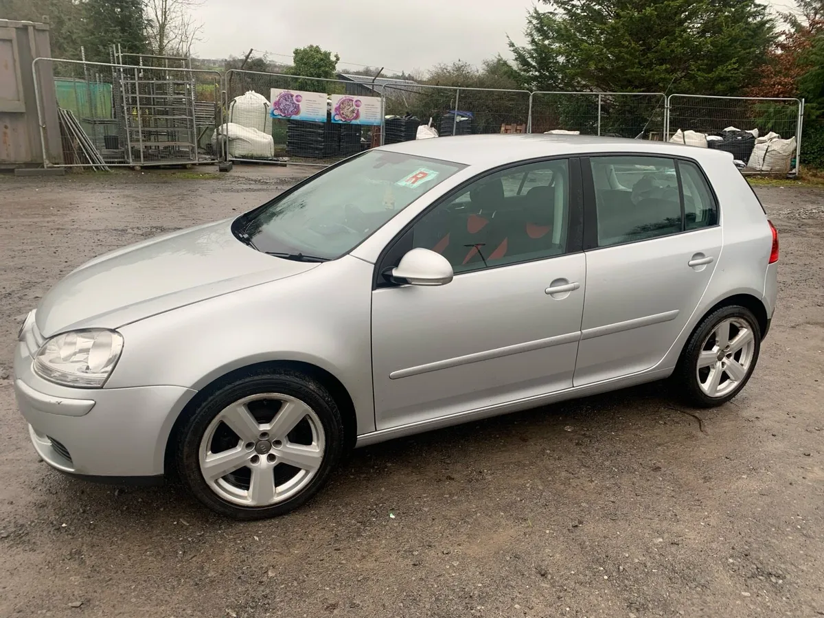 2008 Volkswagen Golf and 2002 golf - Image 4