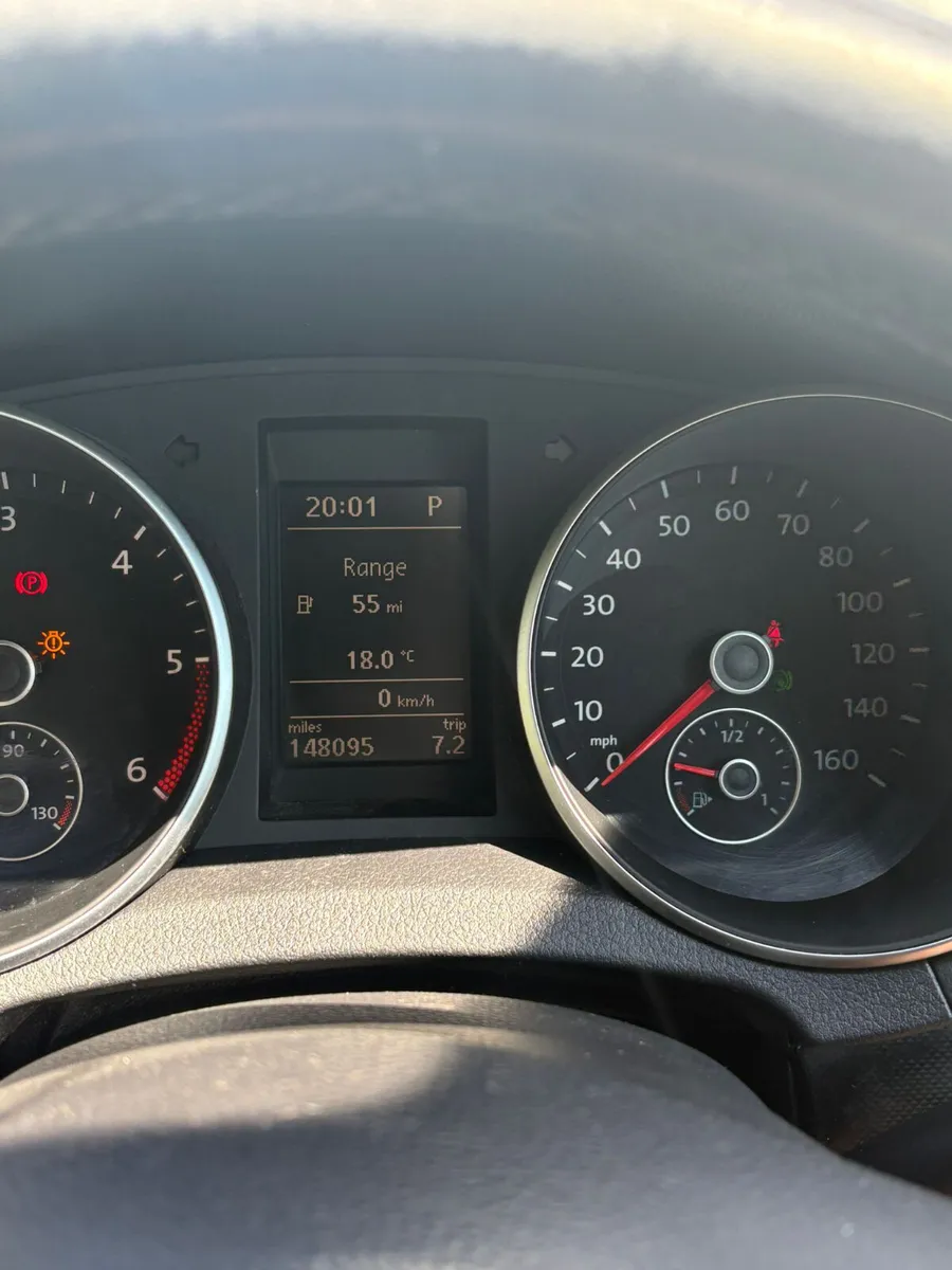 Volkswagen Golf 2012 - Image 2