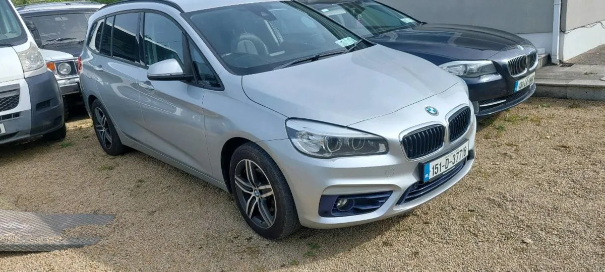 7 seater      bmw 2 series Msport - Image 1