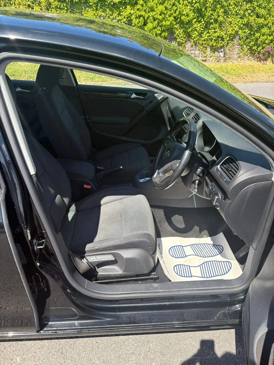 Volkswagen Golf 2012 - Image 4