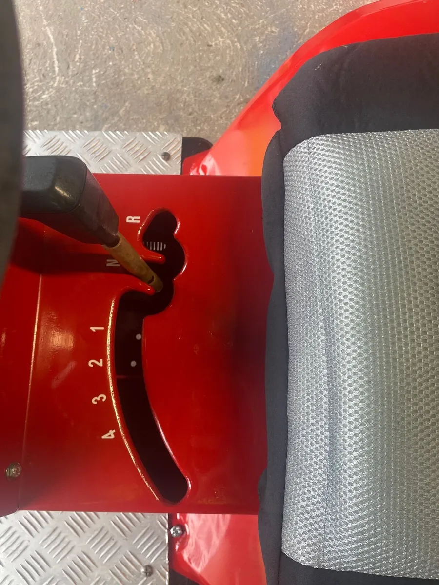 Garden tractor - Image 3