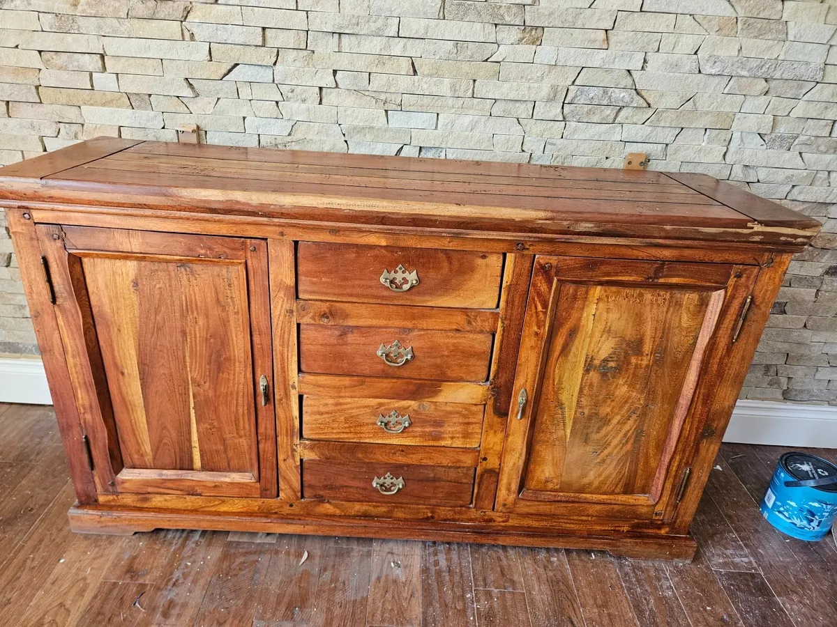 Rustic 2 door 4 drawer cabinet