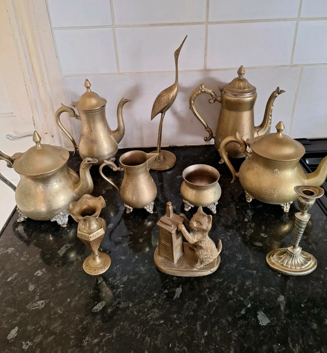 Selection of brass and metalware as per photos - Image 2