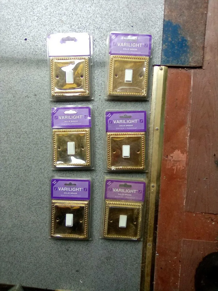 6  NEW. BRASS. LIGHT. SWITCHES - Image 2