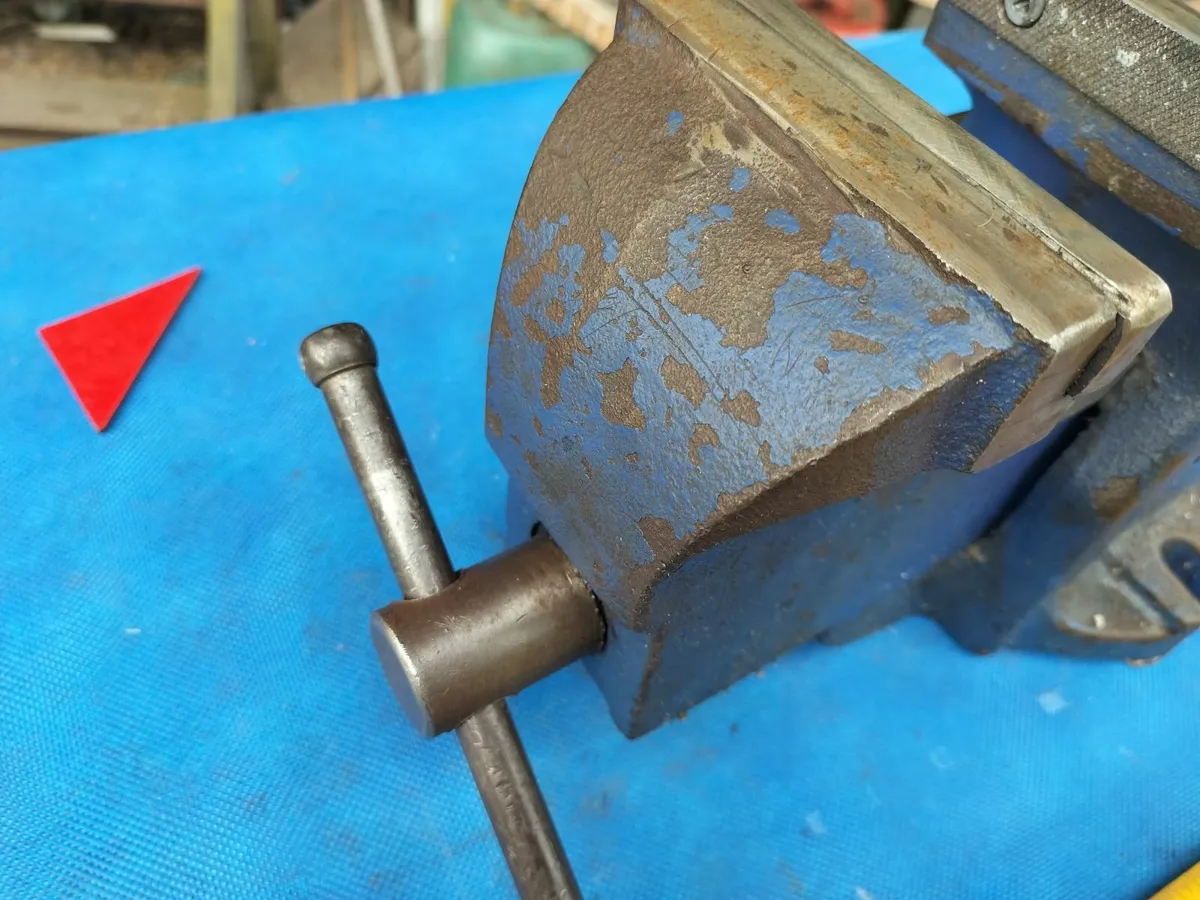 No3 Bench Vice by Irwin Record - Image 4