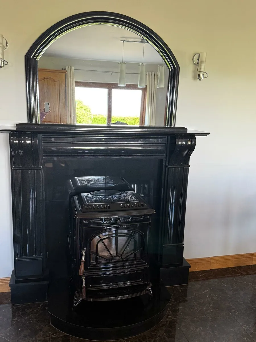 Stove and Mantlepiece - Image 2