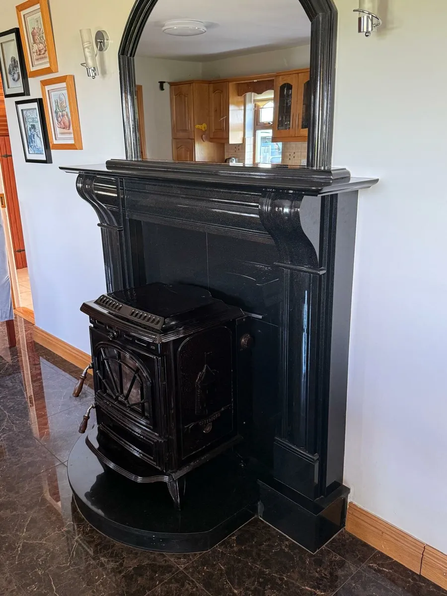 Stove and Mantlepiece - Image 4