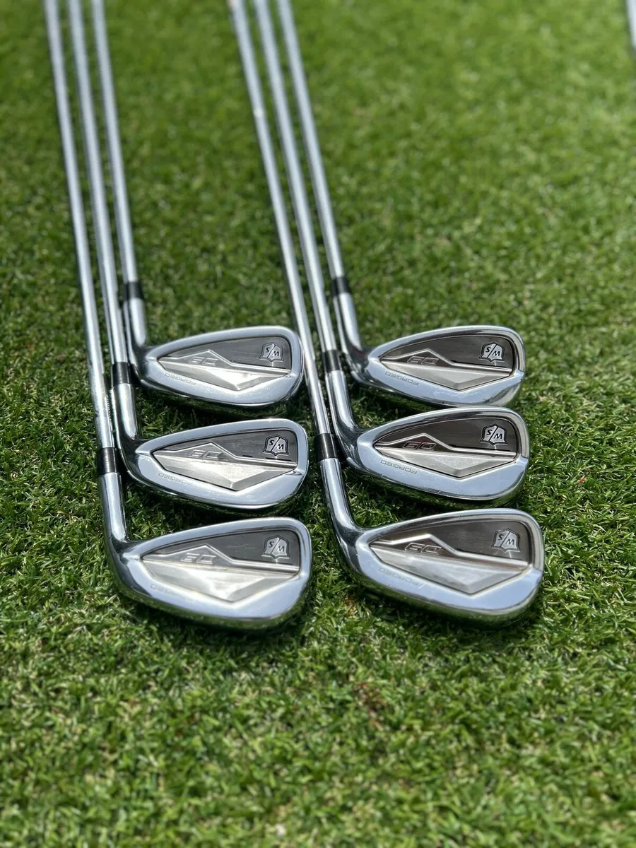Wilson D9 Forged irons - Image 1