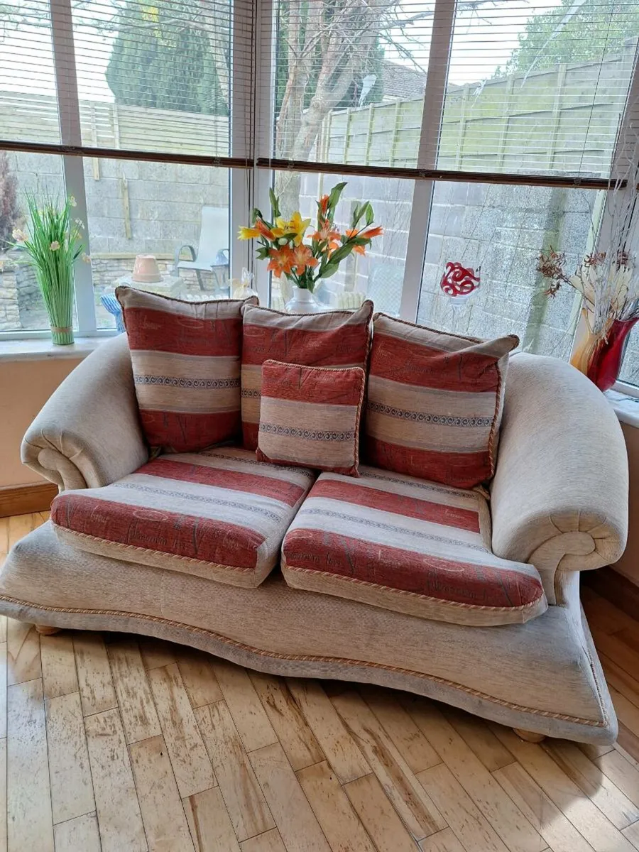 3 Piece Sofa - Image 3