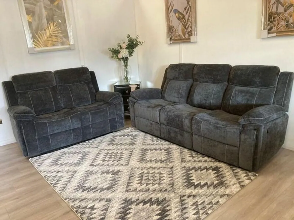 RECLINER SOFA SETS @ DSN Furniture