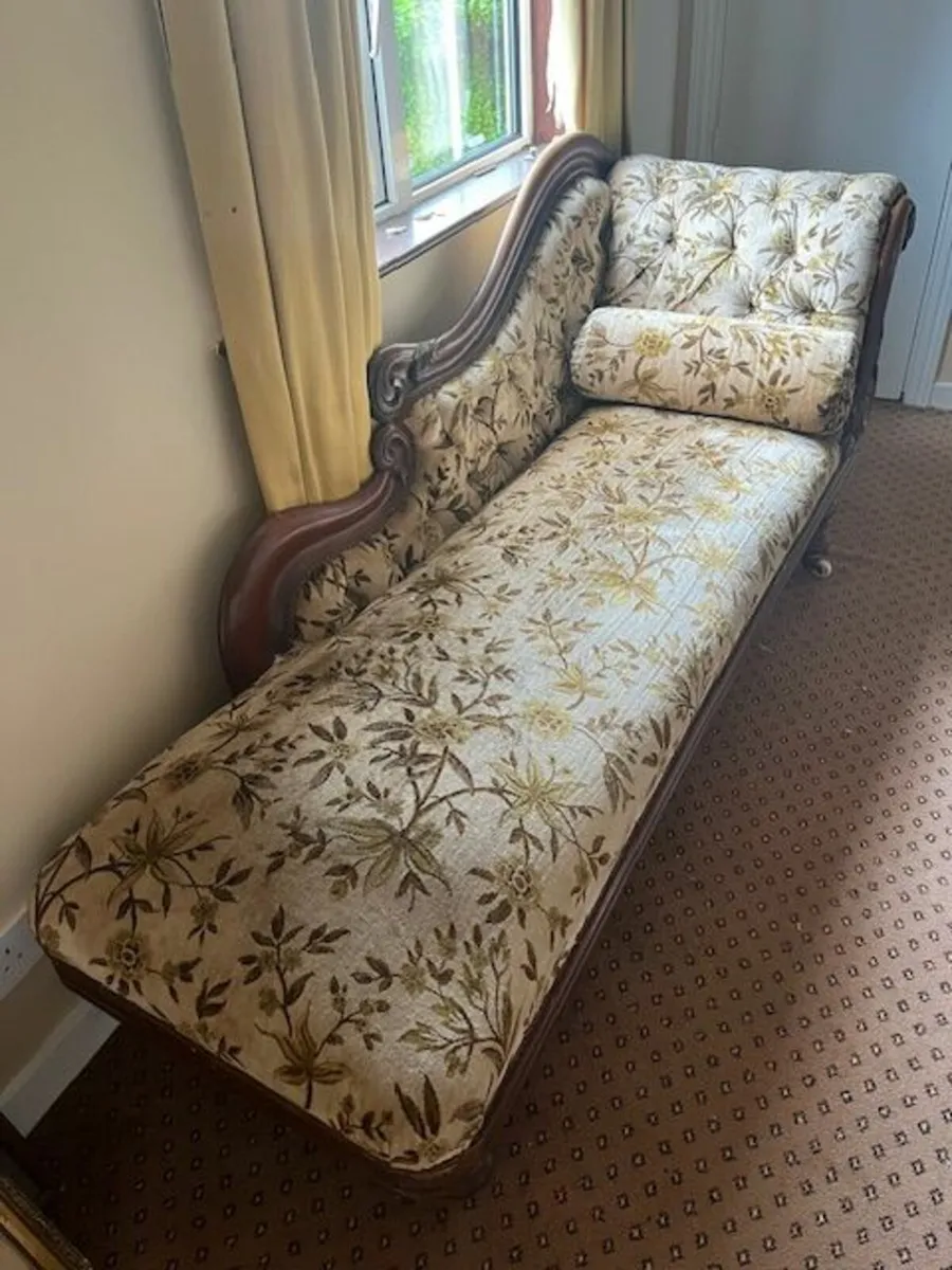 Chaise Longue - Image 2