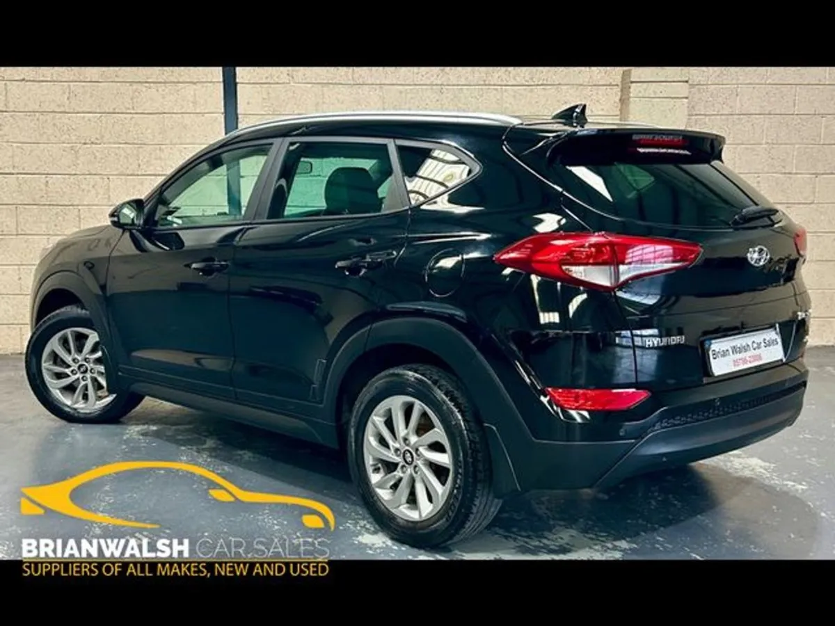 Hyundai Tucson 4WD Executive 5DR - Image 2