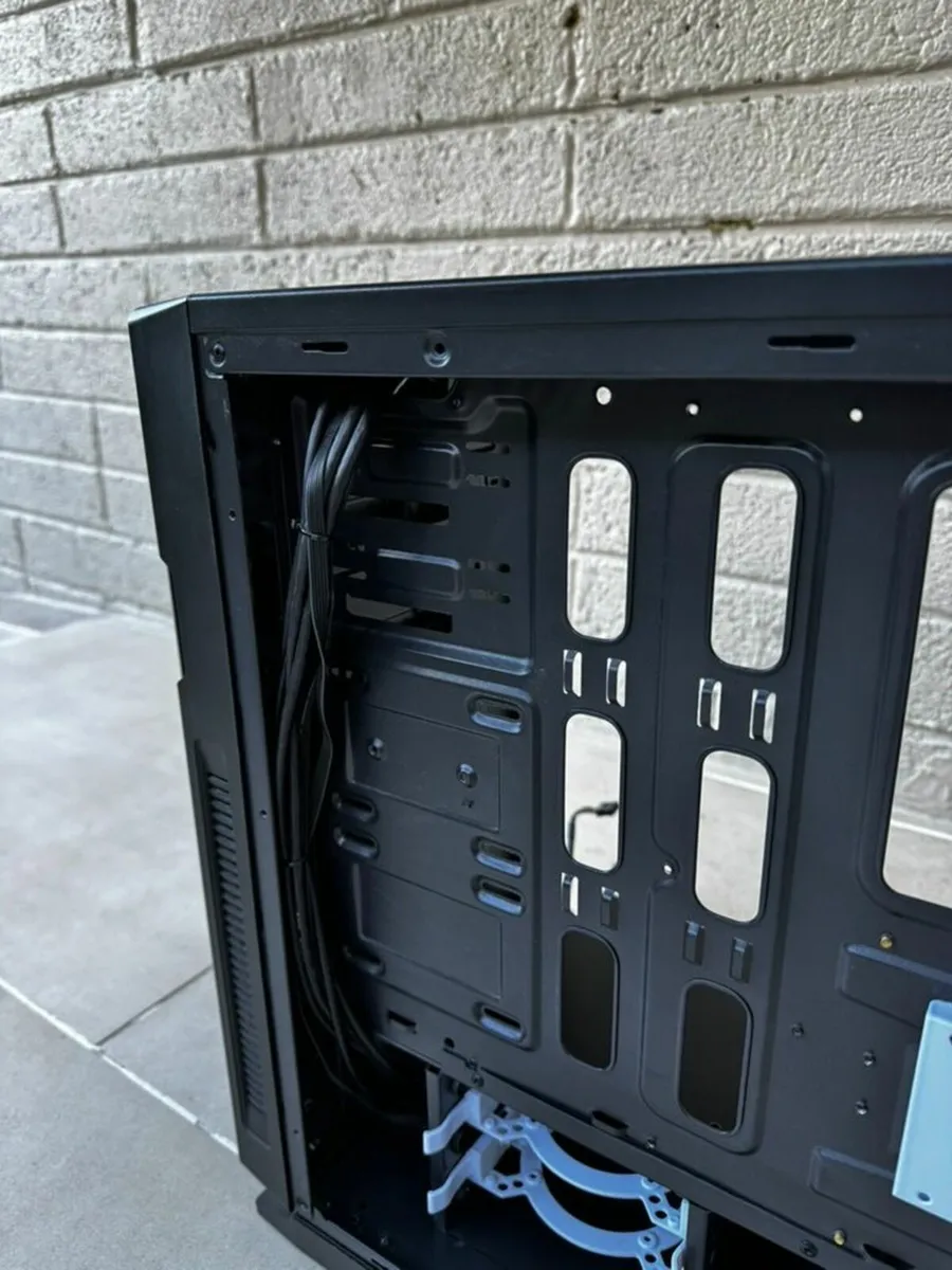 GameMax Silent Mid-Tower PC ATX Gaming case - Image 2