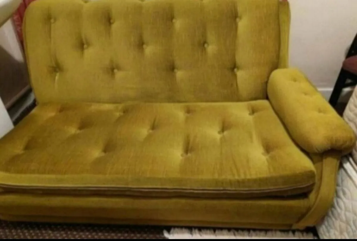 FREE SOFA - Image 1