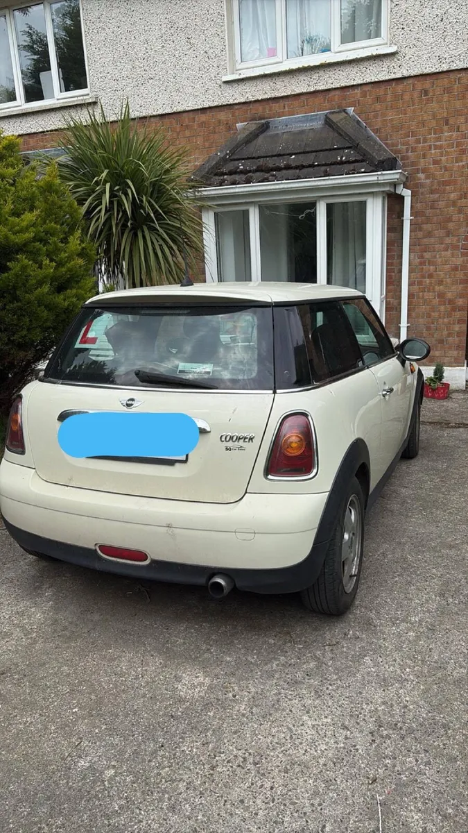 Mini Cooper 2010 - Image 3