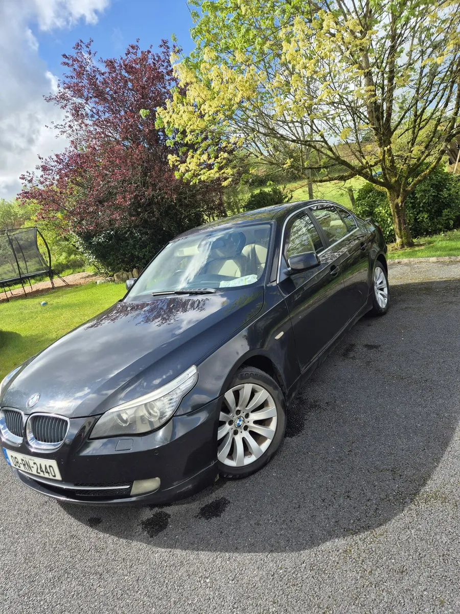 BMW 520d - Image 1