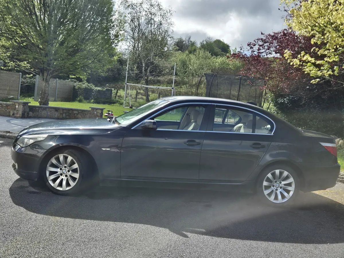 BMW 520d - Image 2