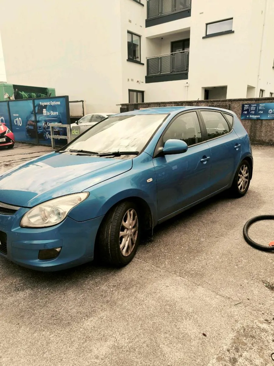 Hyundai i30 - Image 2