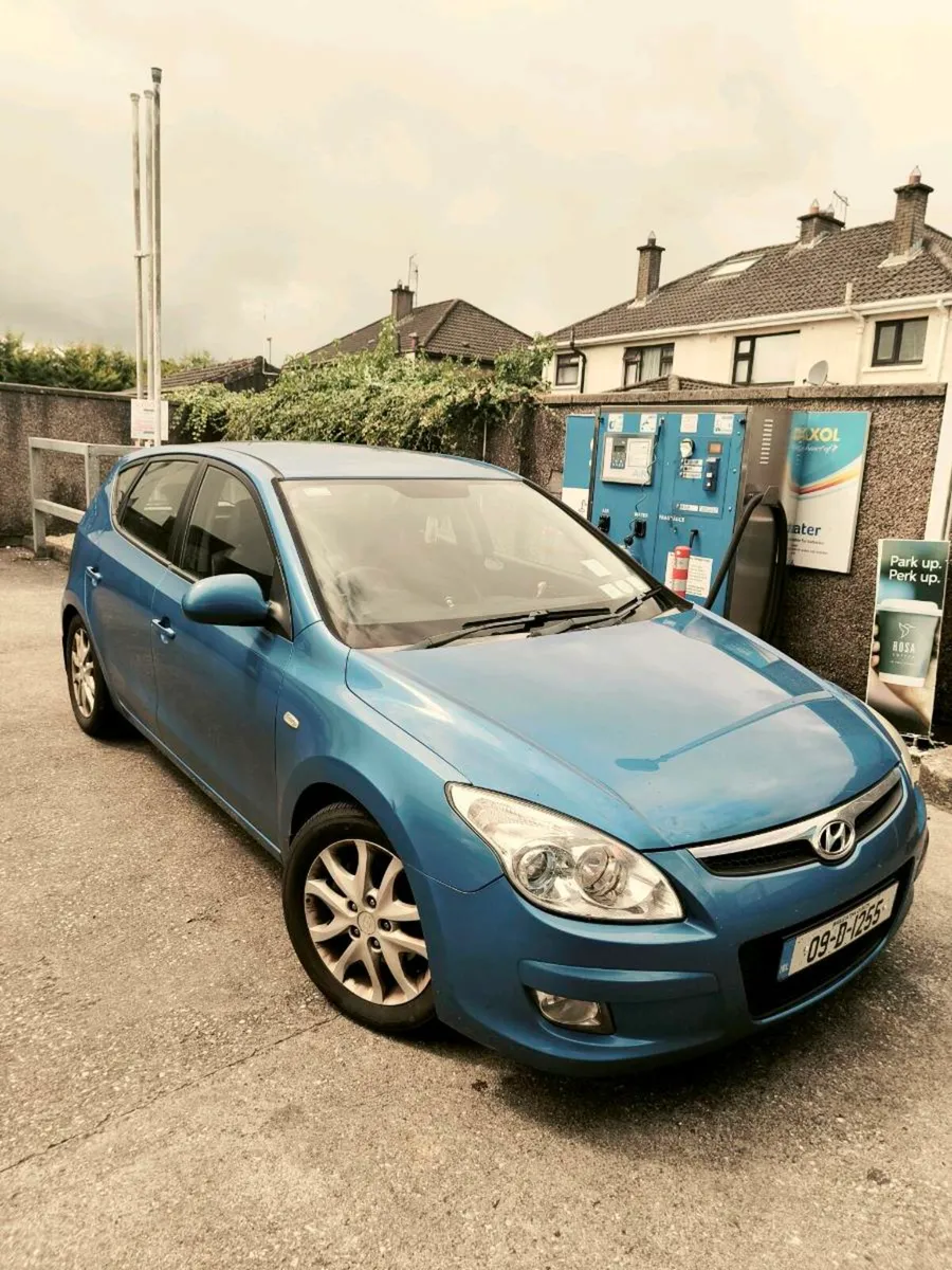 Hyundai i30 - Image 1