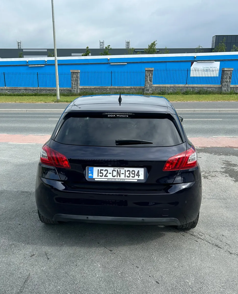 2015 Peugeot 308 Allure 1.2 Petrol Auto LOW KMS - Image 4
