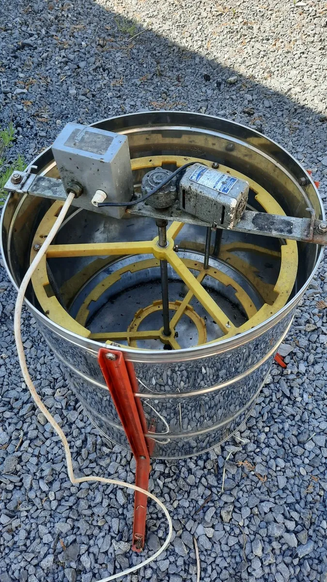 Honey frame spinner - Image 3