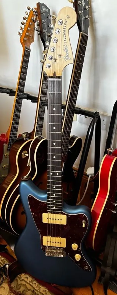 Fender American Performer Jazz-master - Image 1