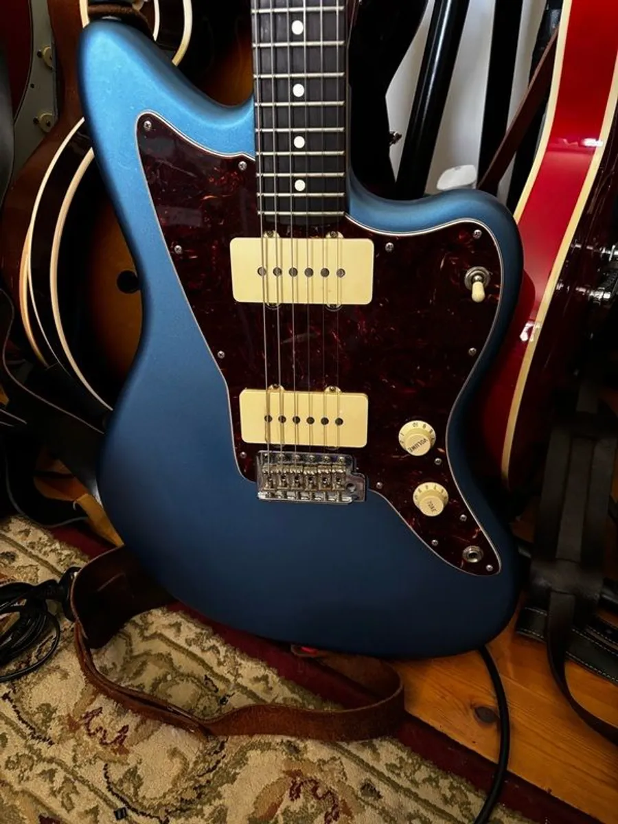 Fender American Performer Jazz-master - Image 2