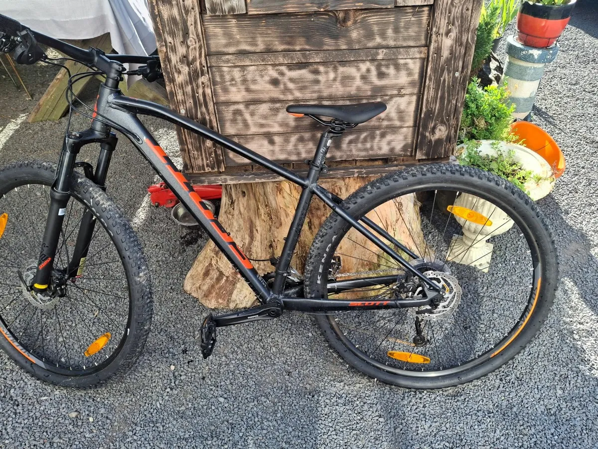 Bicycles - Image 2