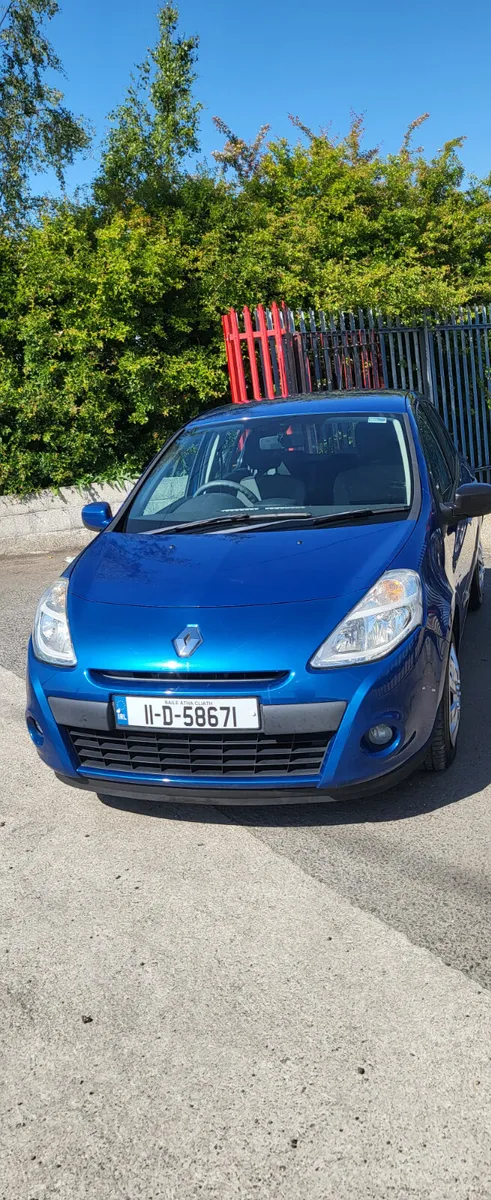 Renault Clio 2011 new nct low mileage - Image 3