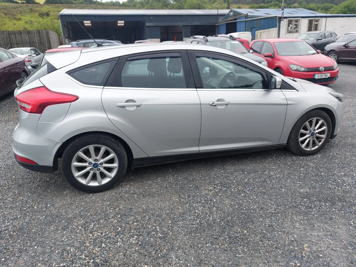 Ford Focus 2016 - Image 2