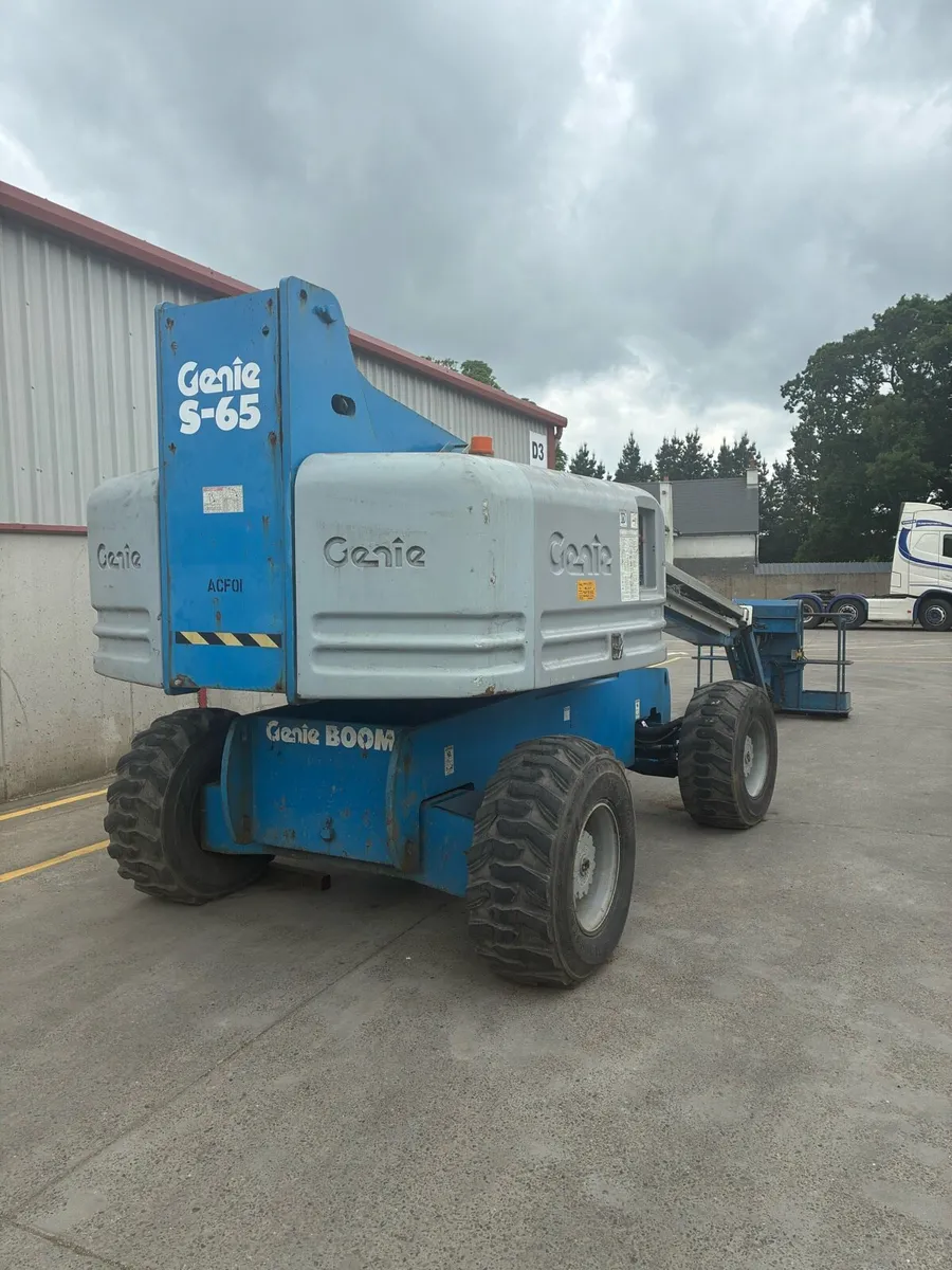Genie S65 2003 - Image 2