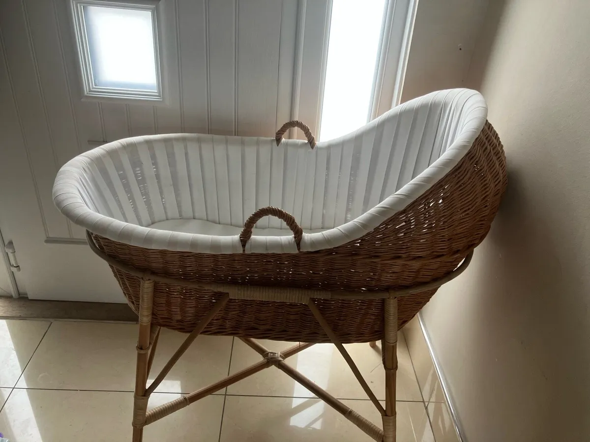 Traditional Mosses basket - Image 2