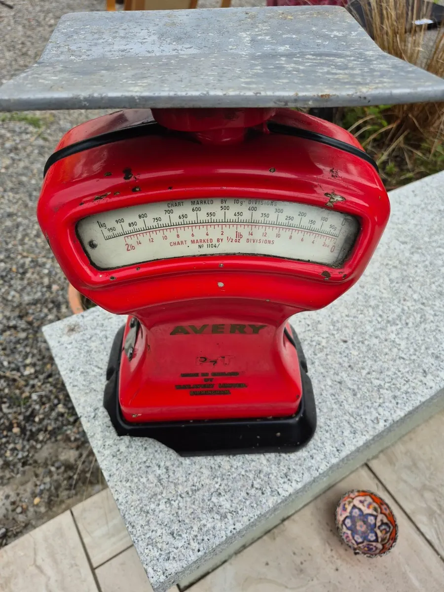 Vintage avery weighing scales - Image 2