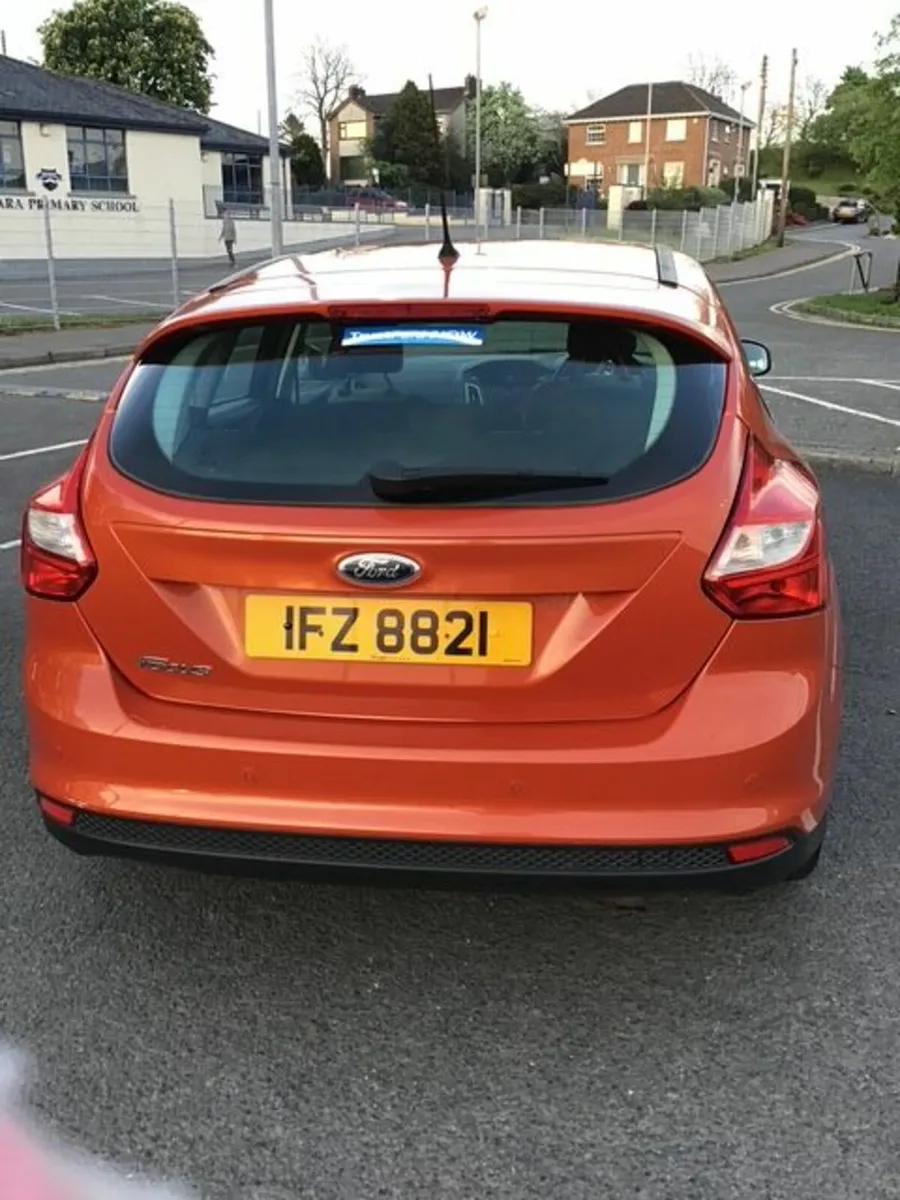 Ford Focus 2012 Zetec Hatchback - Image 4