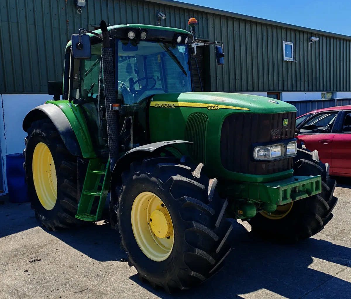 John Deere 6620 Tractor - Image 1